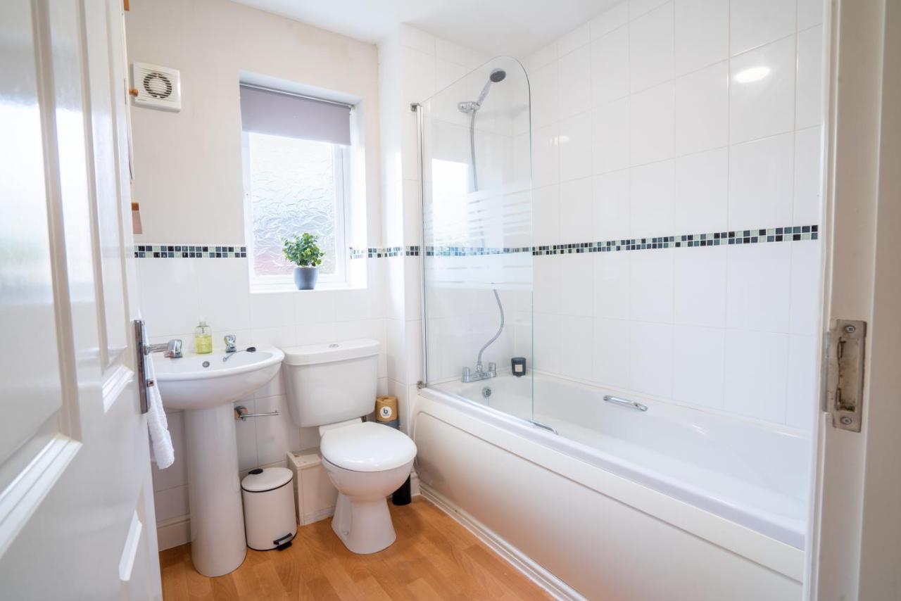 Saltbox - 3 Bed With Off-street Parking, Fast Wifi, Sleeps 7, Location Ferienhaus *